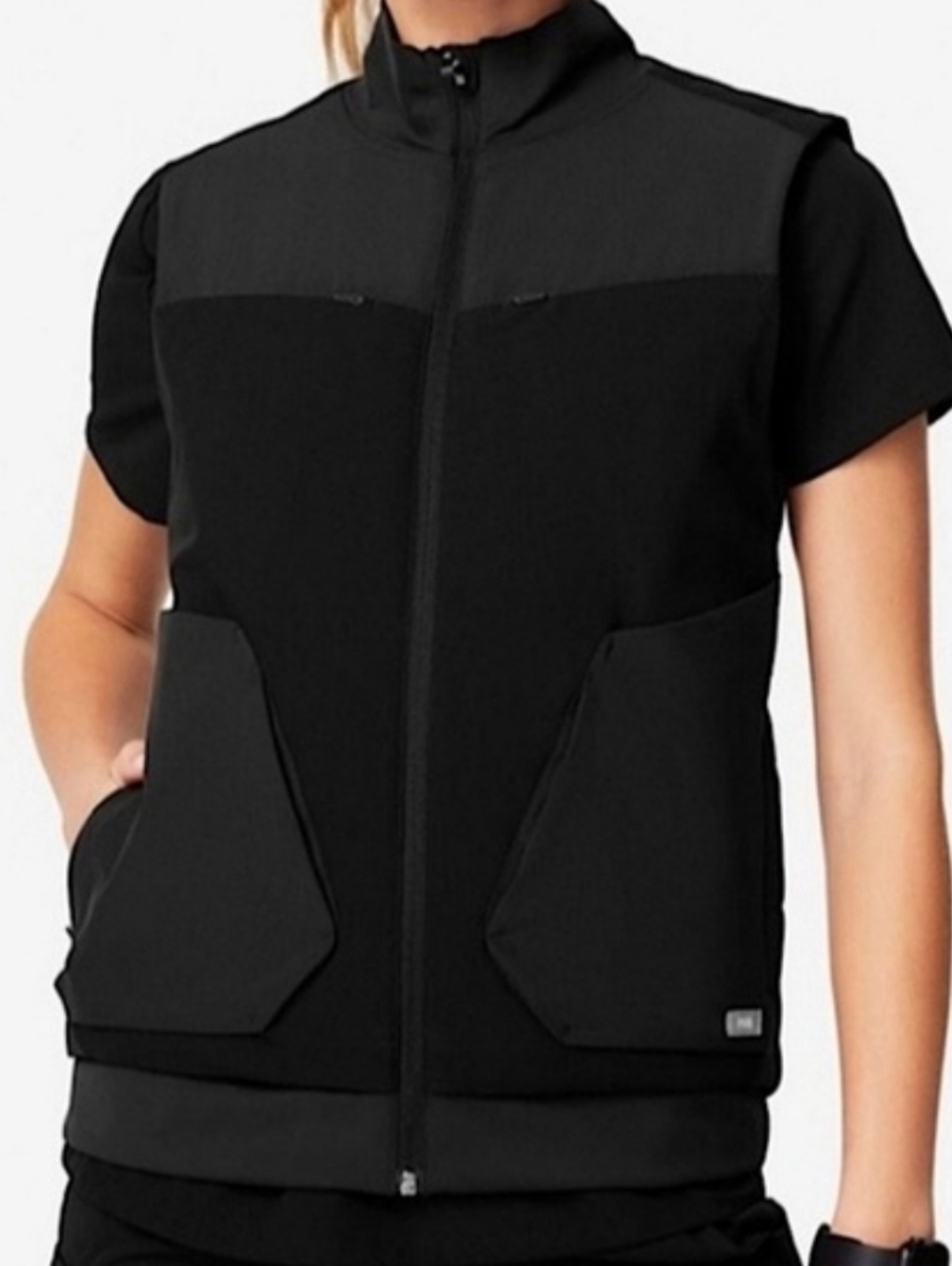 Figs Morven Insulated Quilted Vest Black LARGE